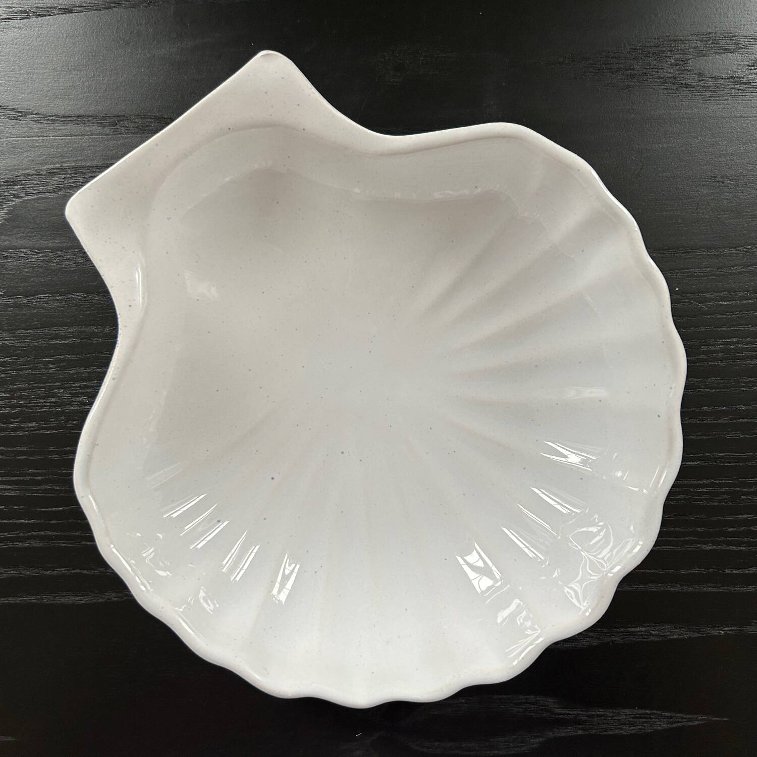 Large blue seashell platter