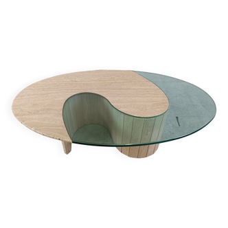 Table basse en travertin et verre années 1970, Italie