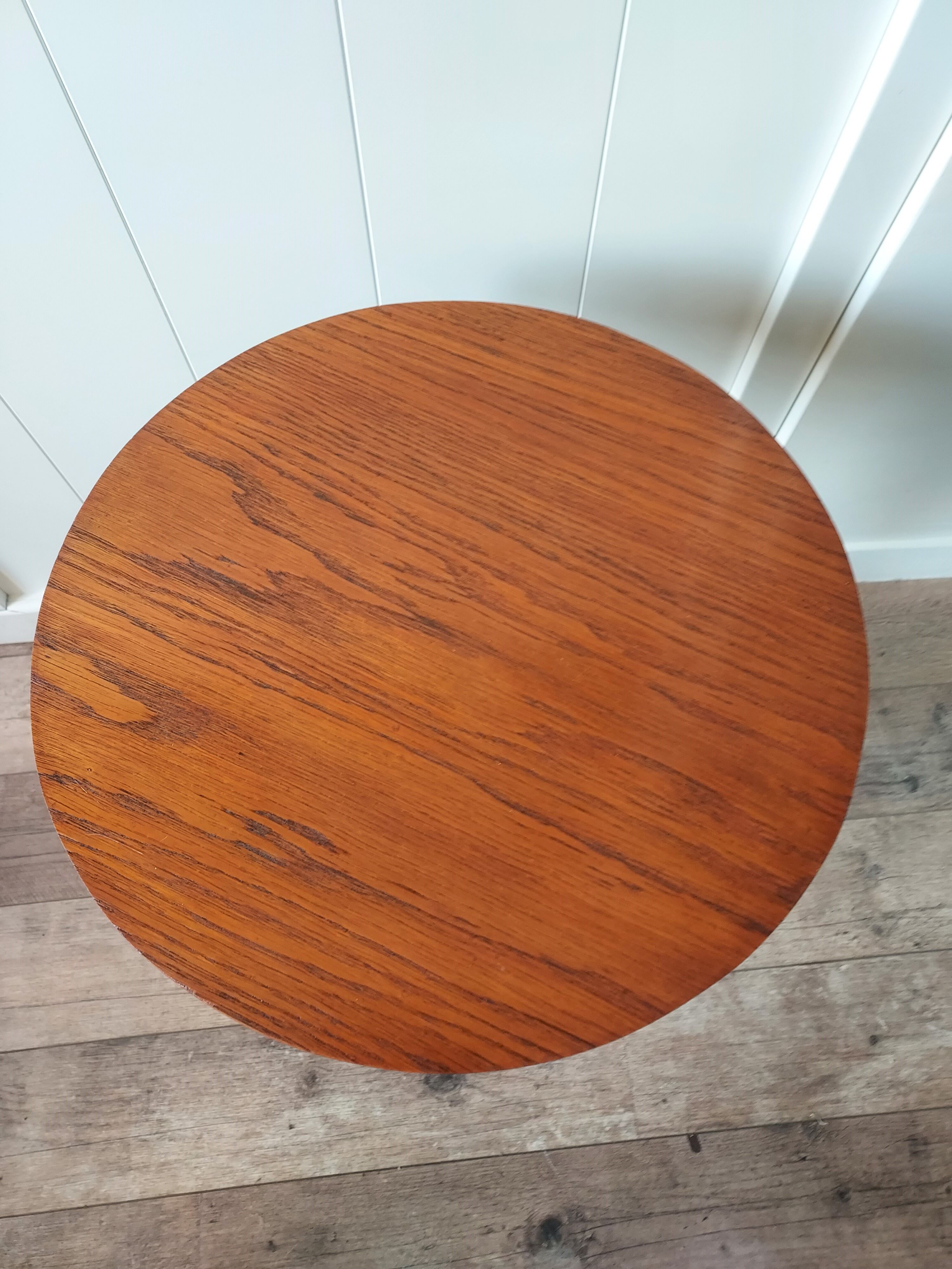 End of sofa style arts and crafts