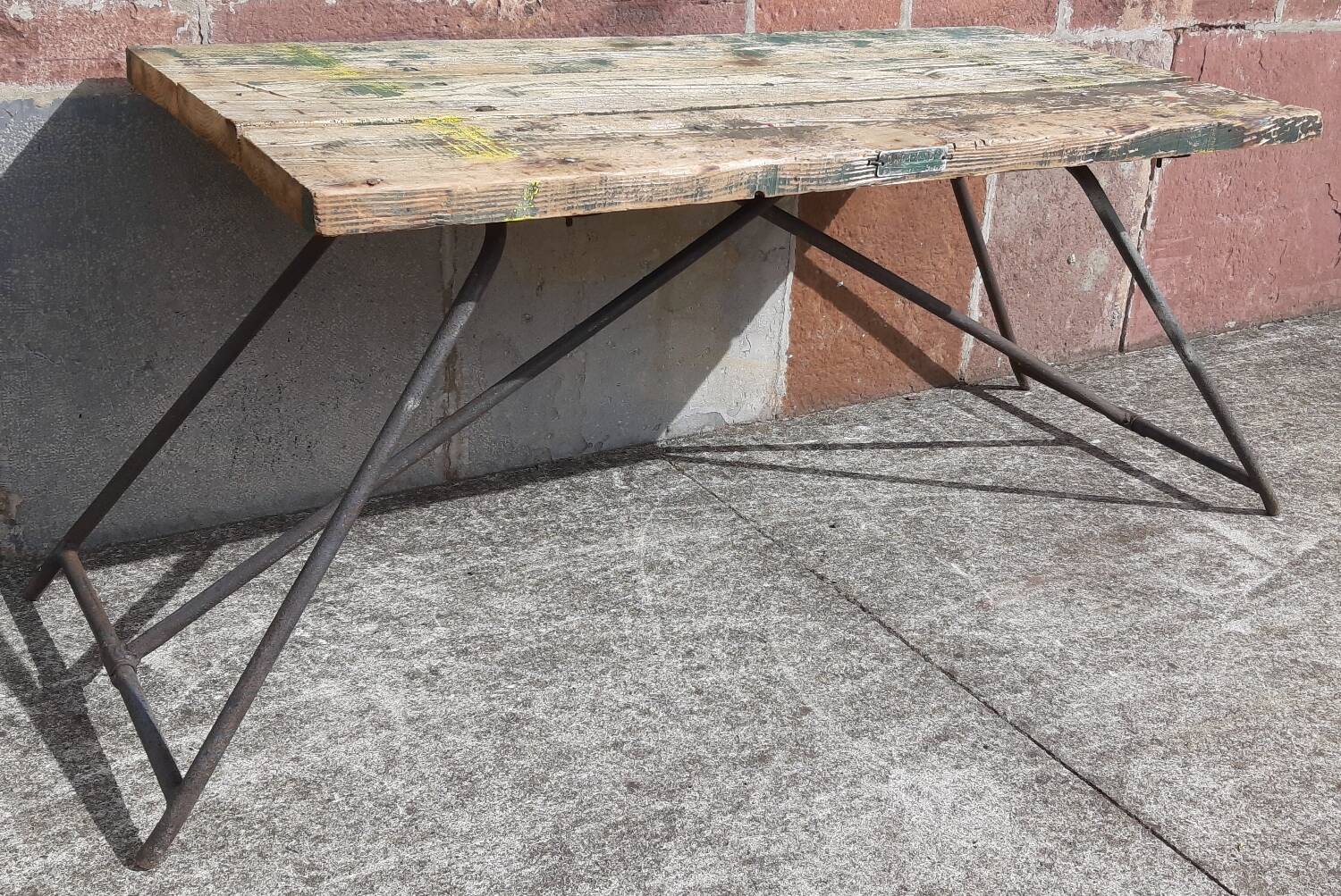 Folding workshop table