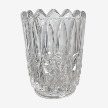 Vase en verre moulé/ ciselé