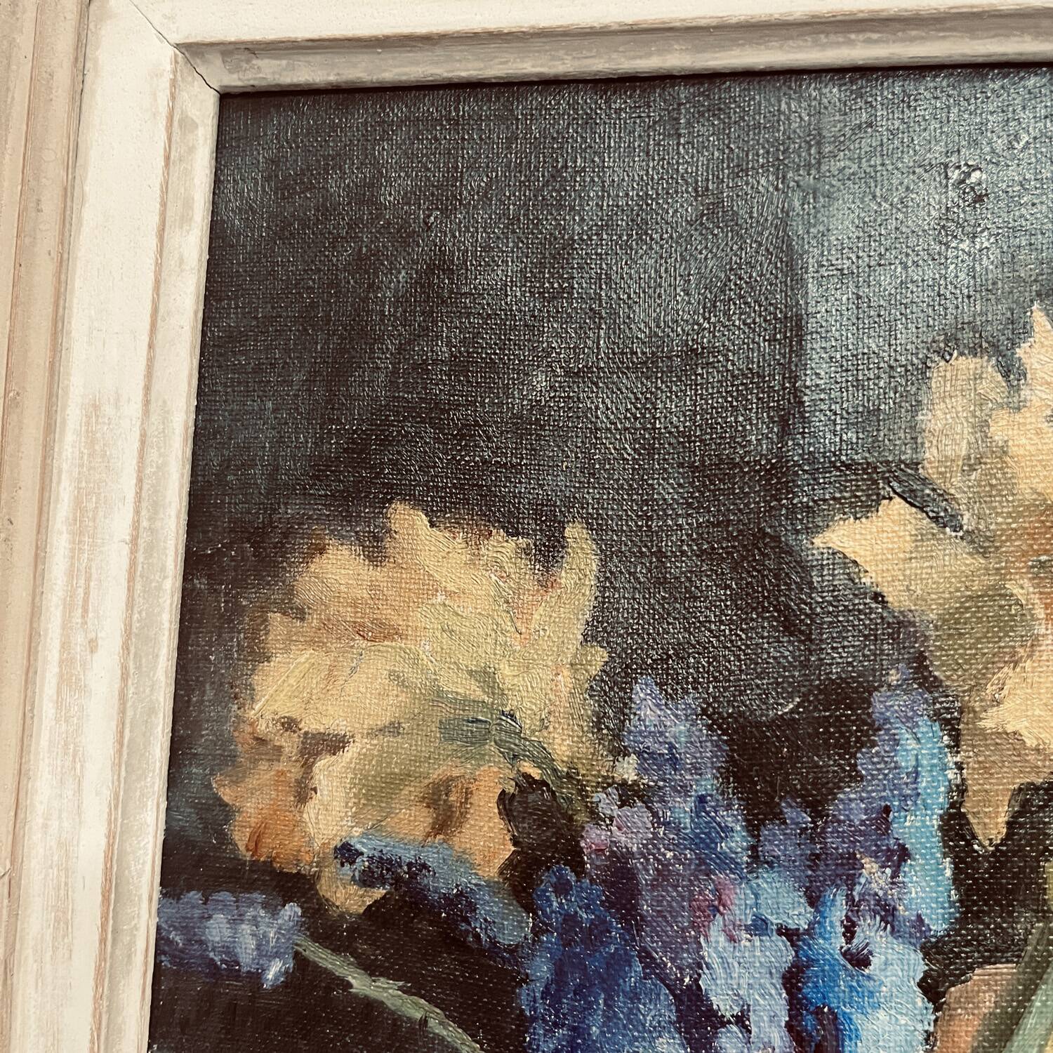 Table 50's "The purple and yellow bouquet"