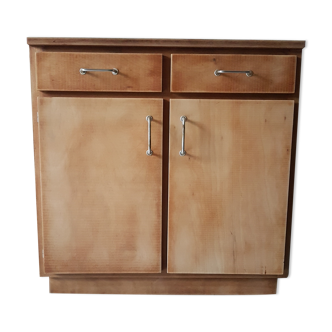 Small buffet straight lines