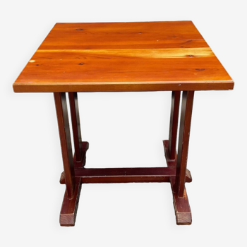 Authentic bistro table