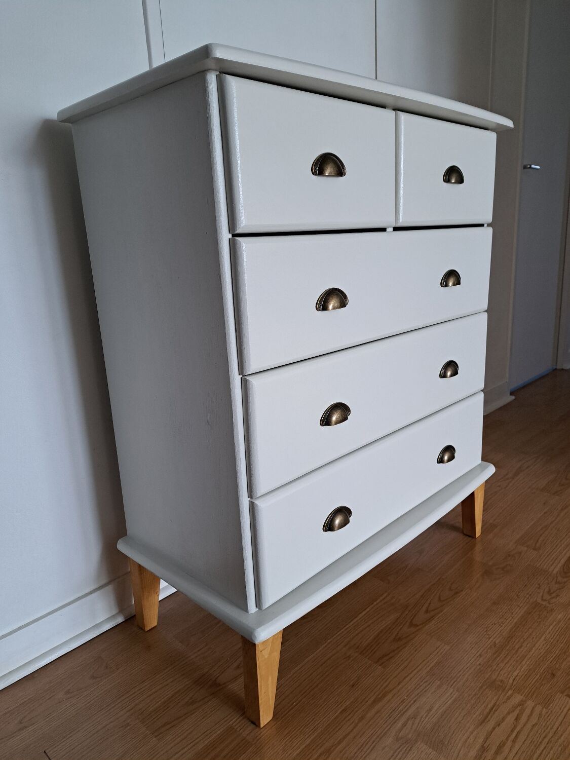 Chest of drawers white