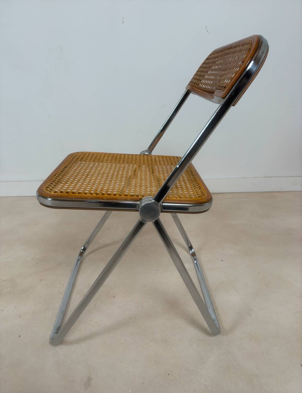 Ensemble de 5 chaises « Plia » par Giancarlo Piretti pour Castelli