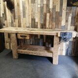 Carpenter's workbench