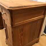 Fir desk