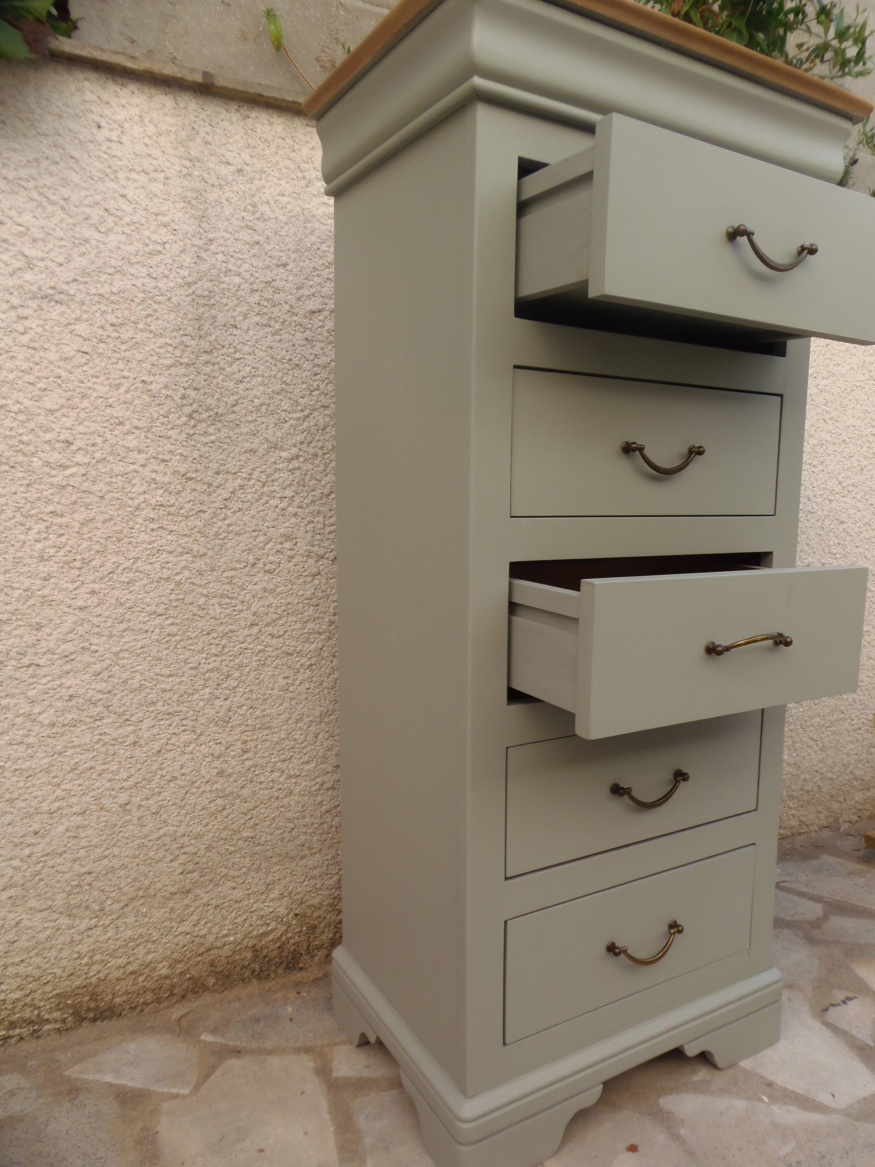 Louis-Philippe style chiffonnier in grey-green, wooden top.