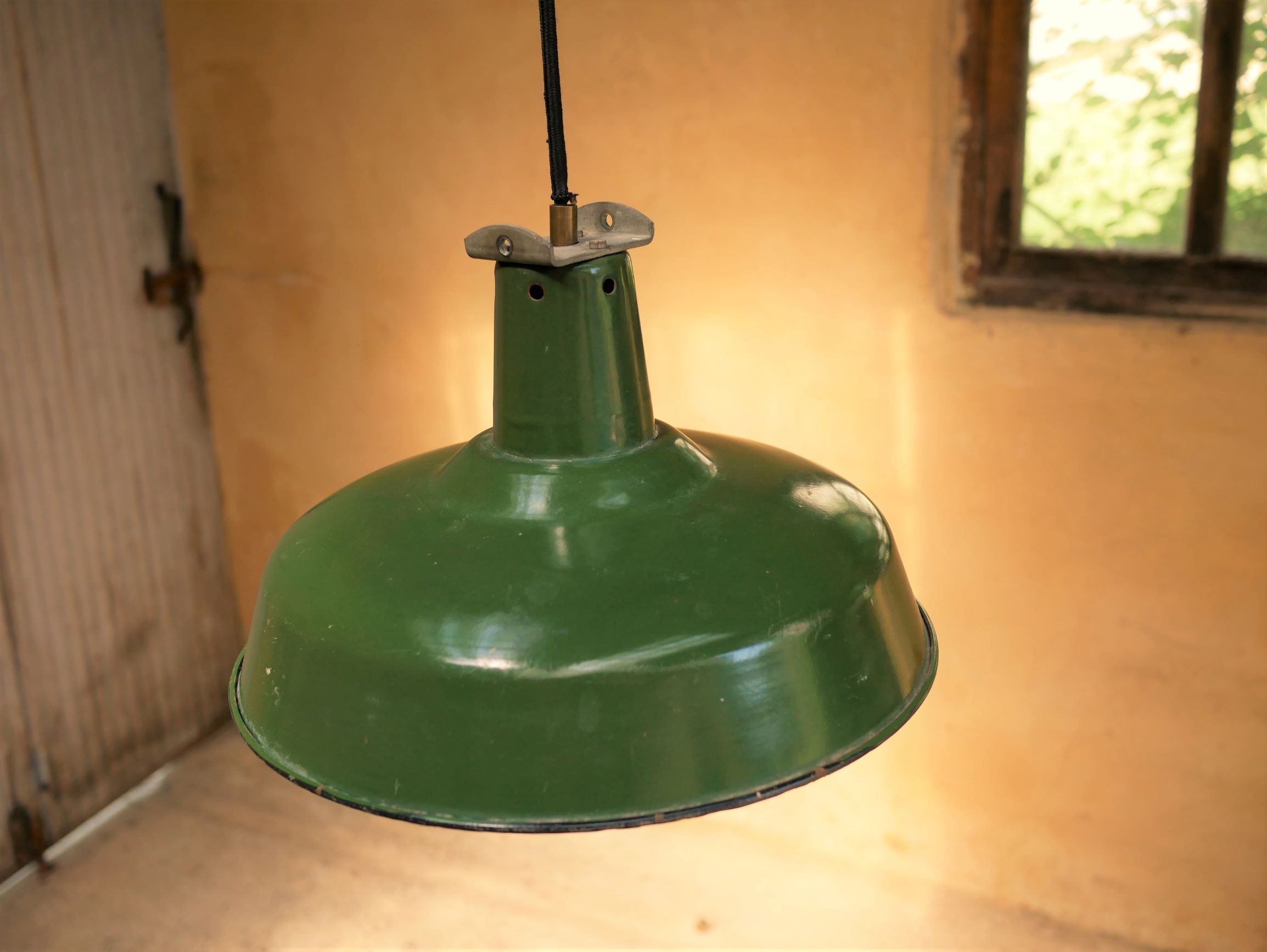 Industrial "bowl" hanging