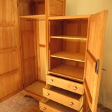 Asymmetrical wardrobe