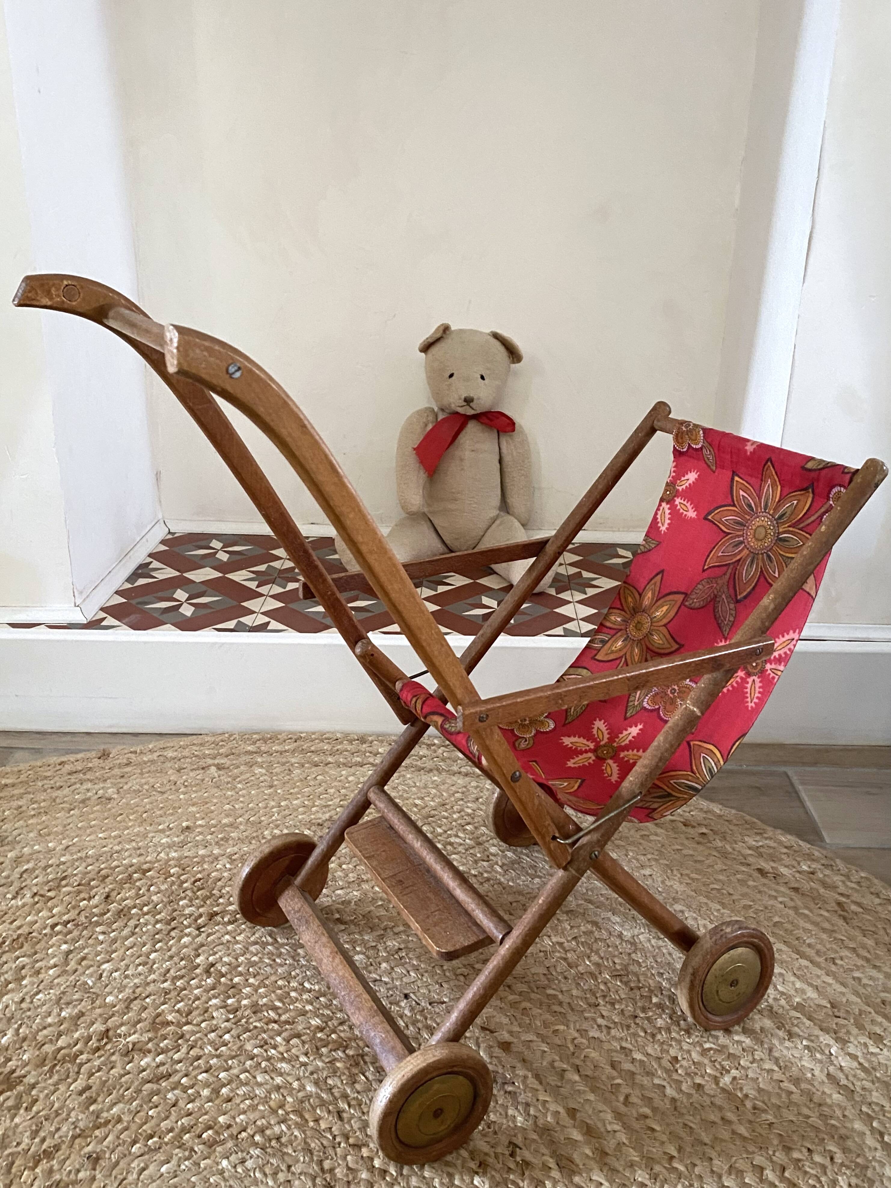 Doll pram vintage