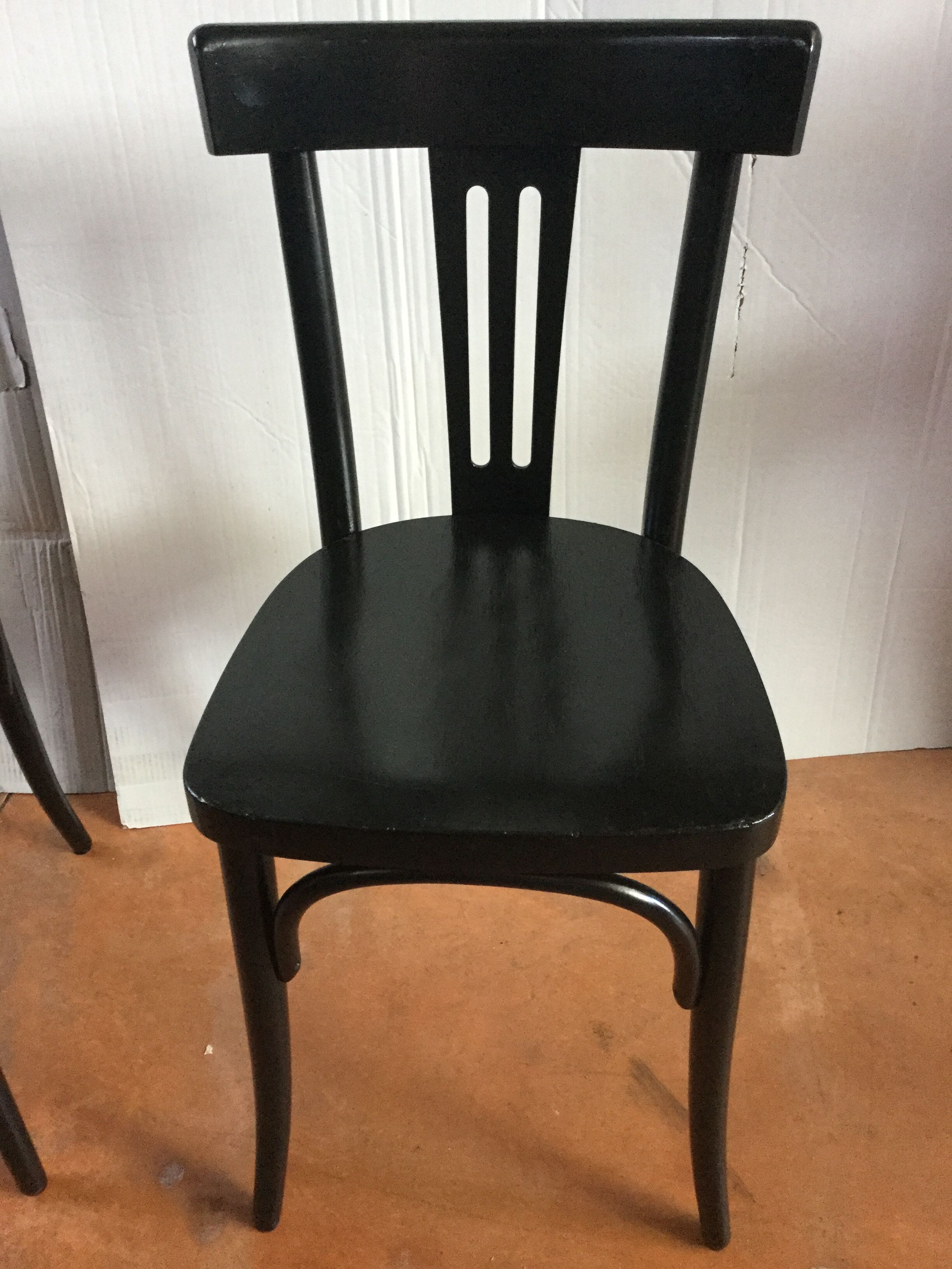 Suite of 6 old bistro chairs