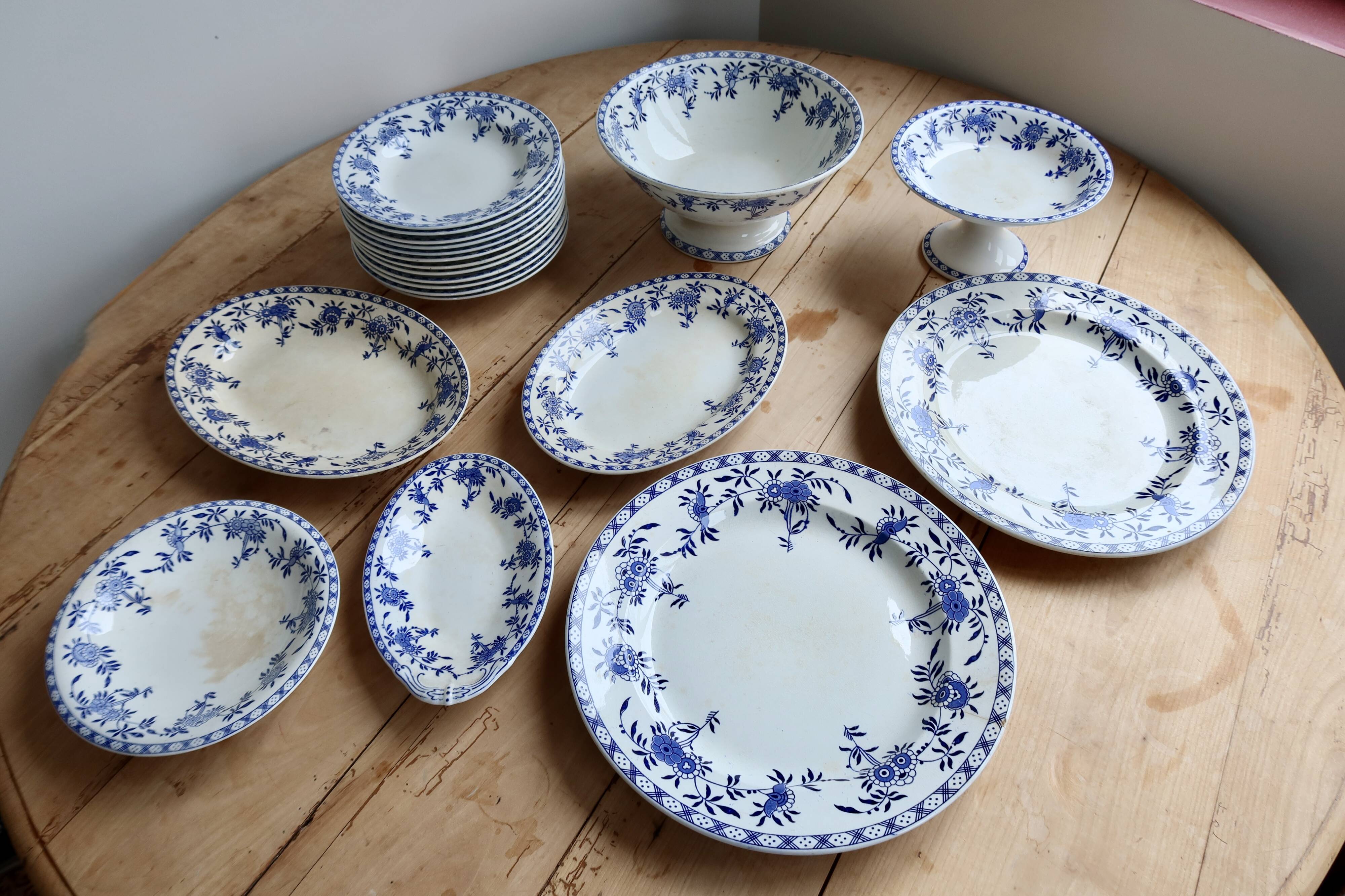 Low compote dish, old Dresden porcelain, blue and white – Fruit bowl