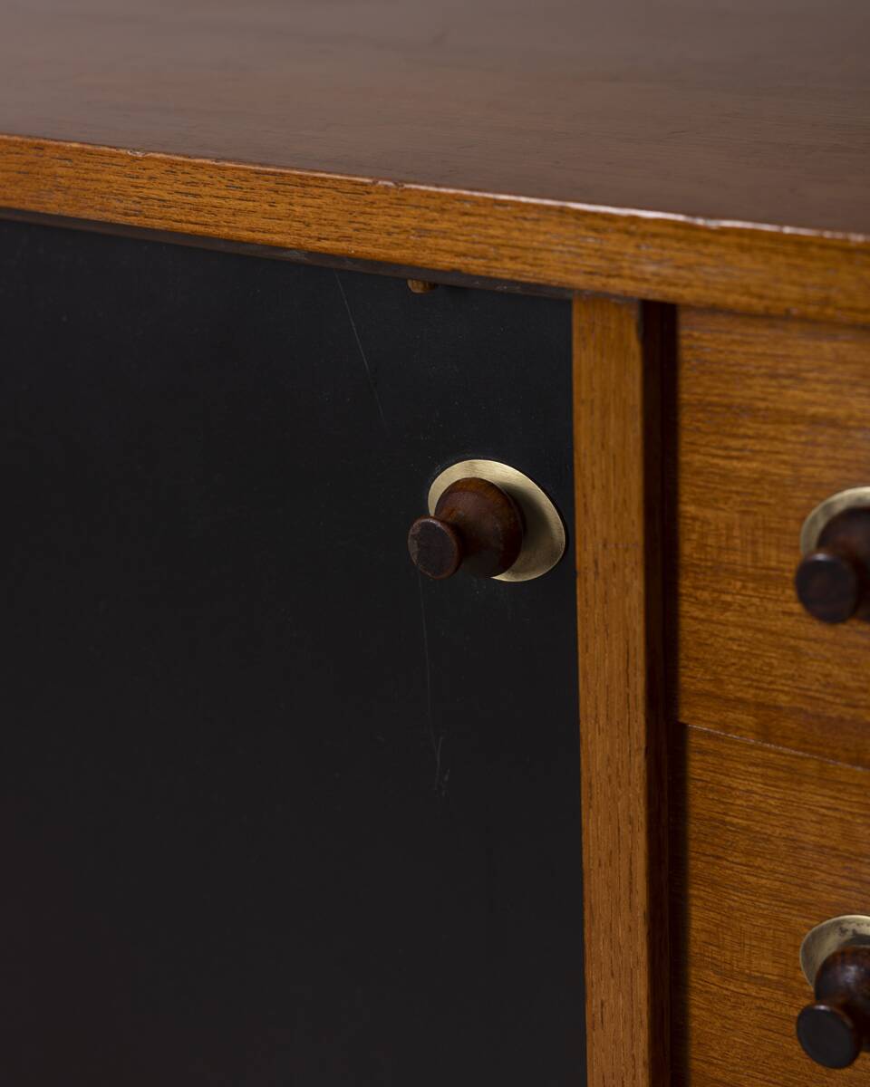 VINTAGE 1960S SIDEBOARD IN TEAK WOOD BY ITALIAN DESIGN