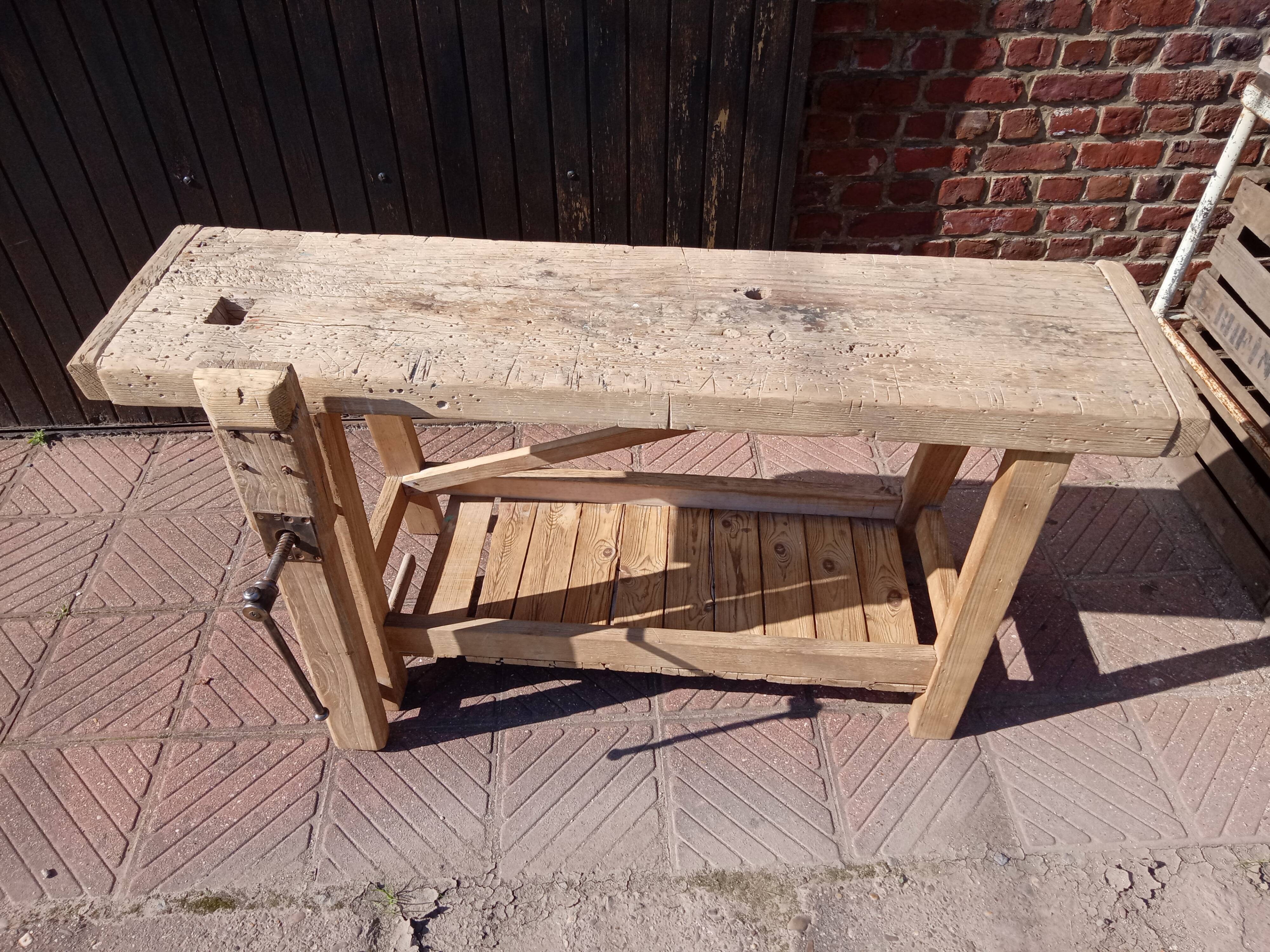 Carpenter's workbench