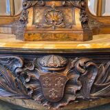 Cheminée en marbre et son trumeau en bois sculpté
