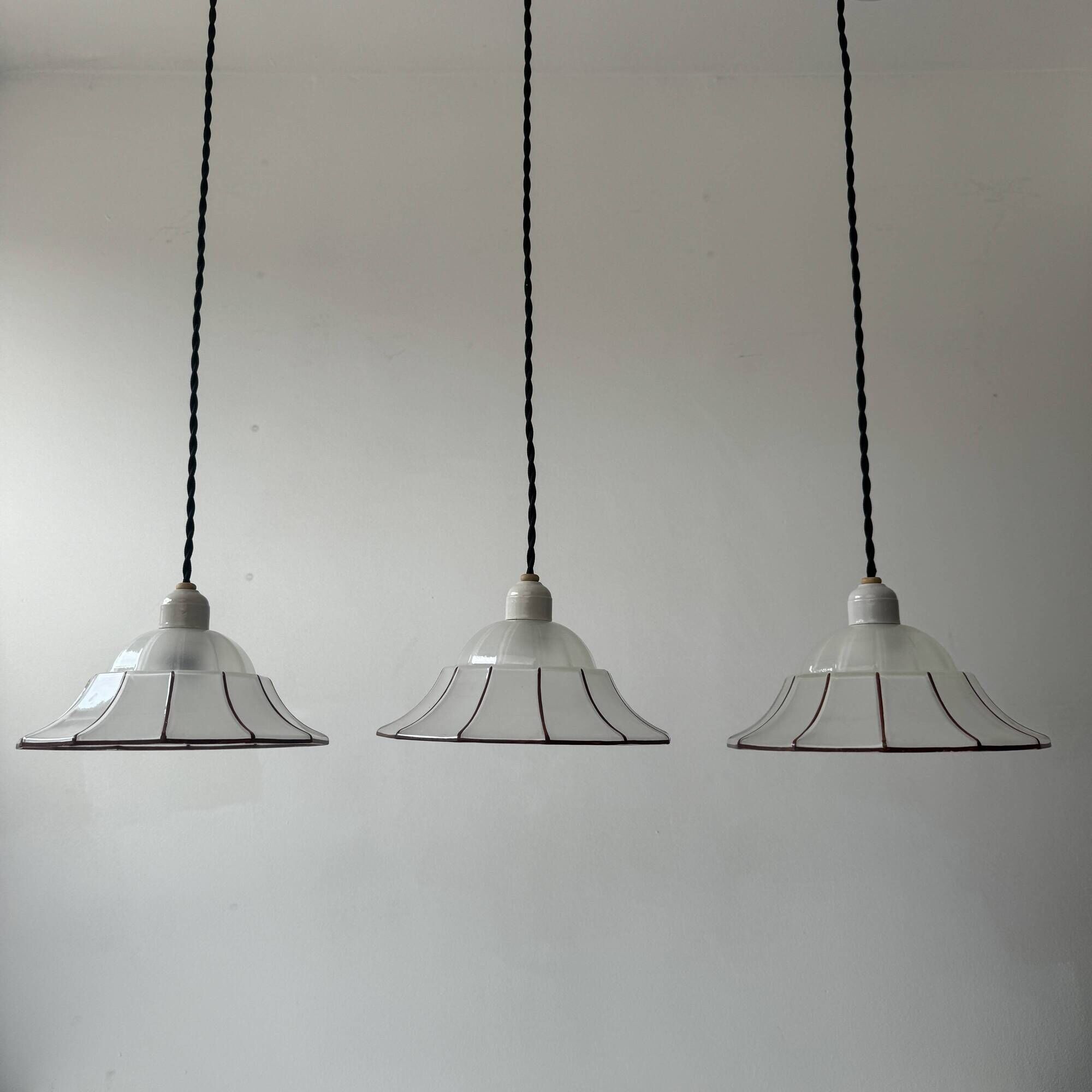 Lot 3 anciennes suspensions verre art-deco