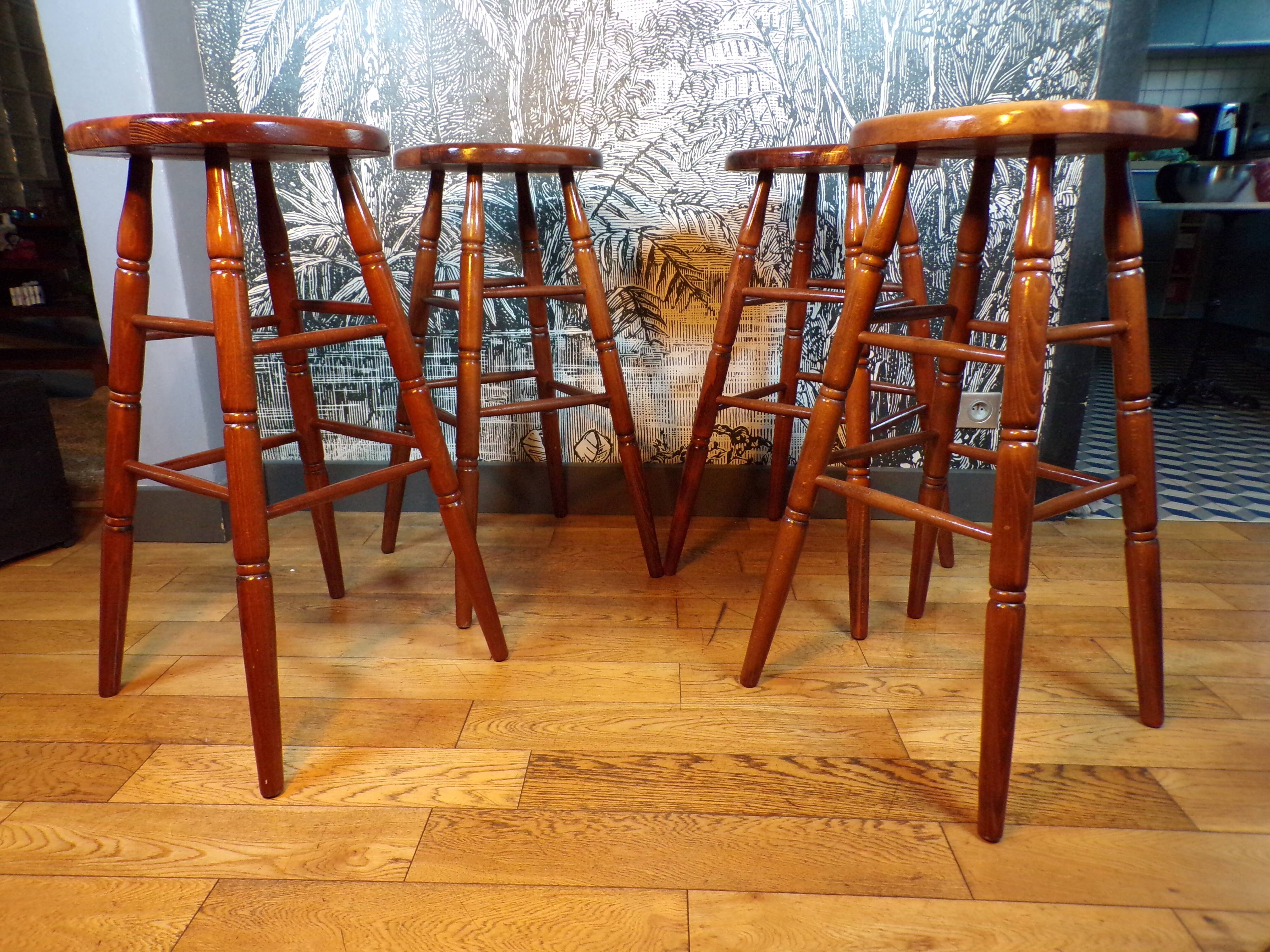 Set 4 tabourets de bar en bois