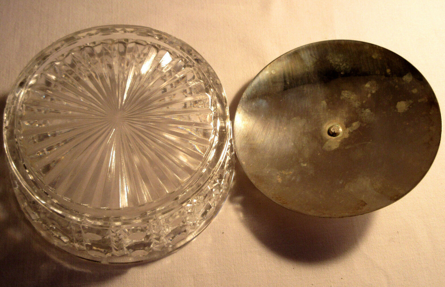 Small Baccarat Cup, Pierreries model - silver metal lid