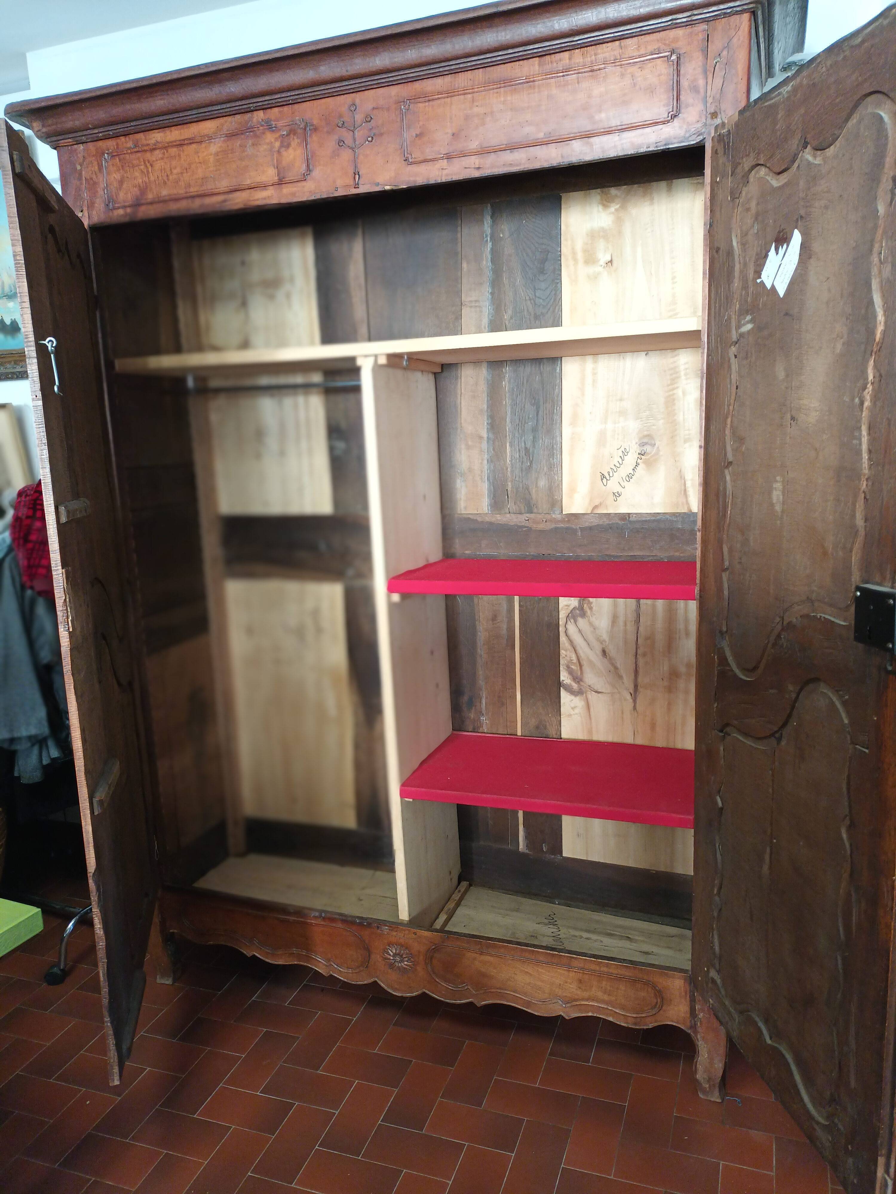 Armoire