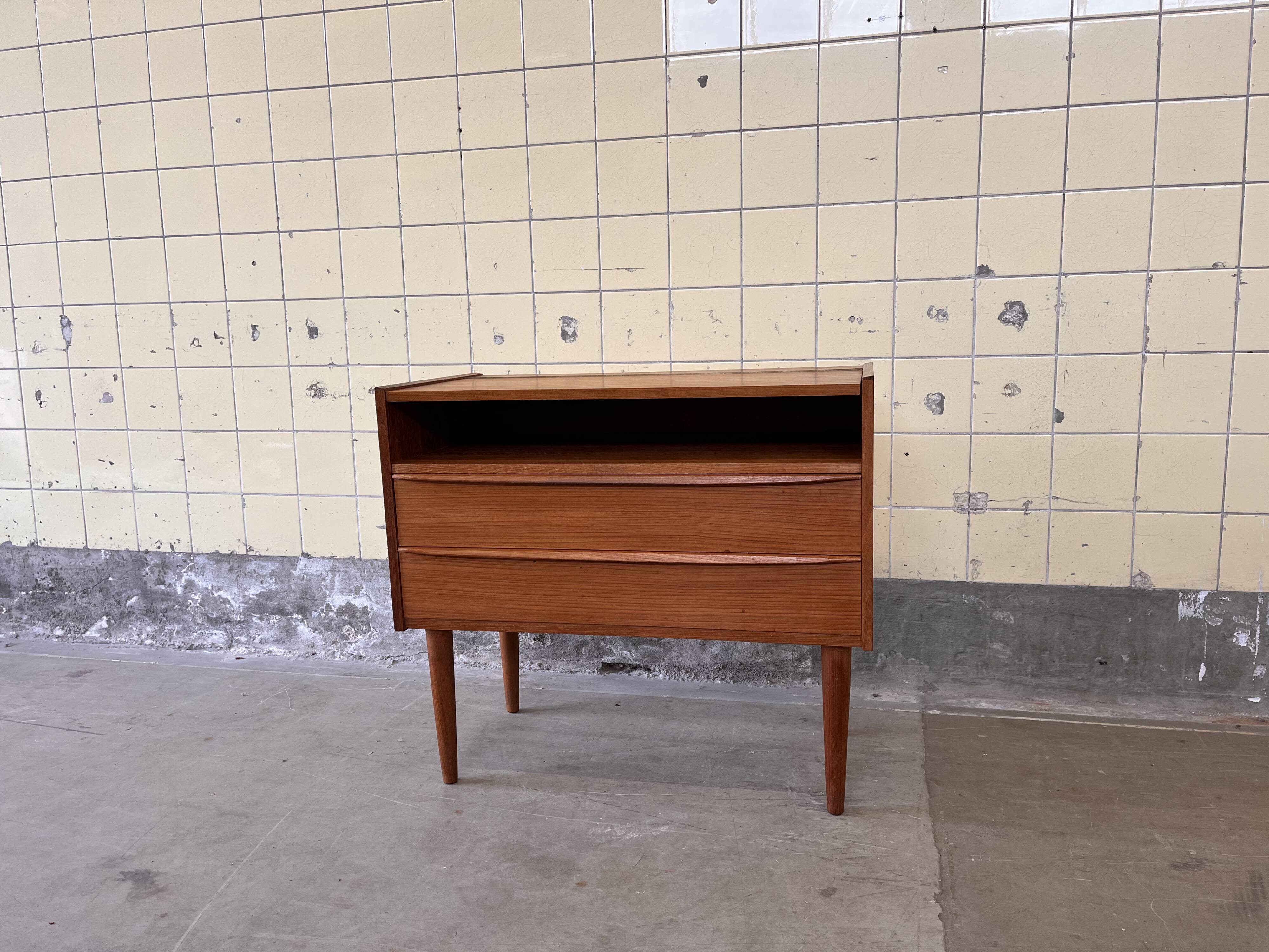 Mirror cabinet by Tylvad Hansen