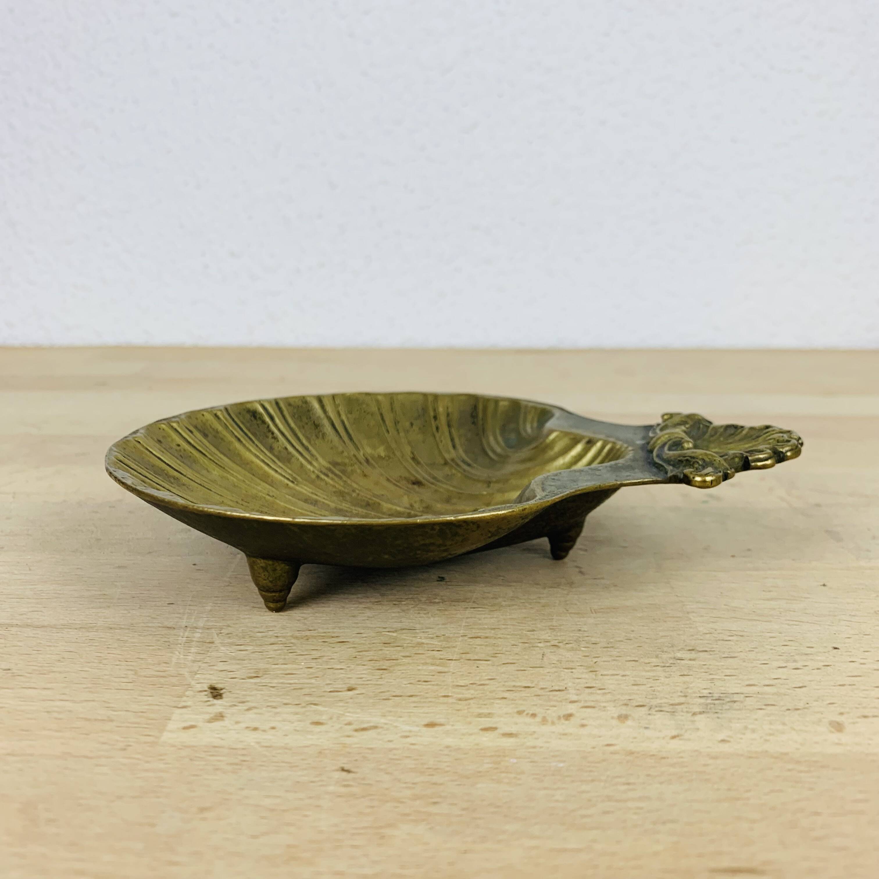 Brass shell pocket tray