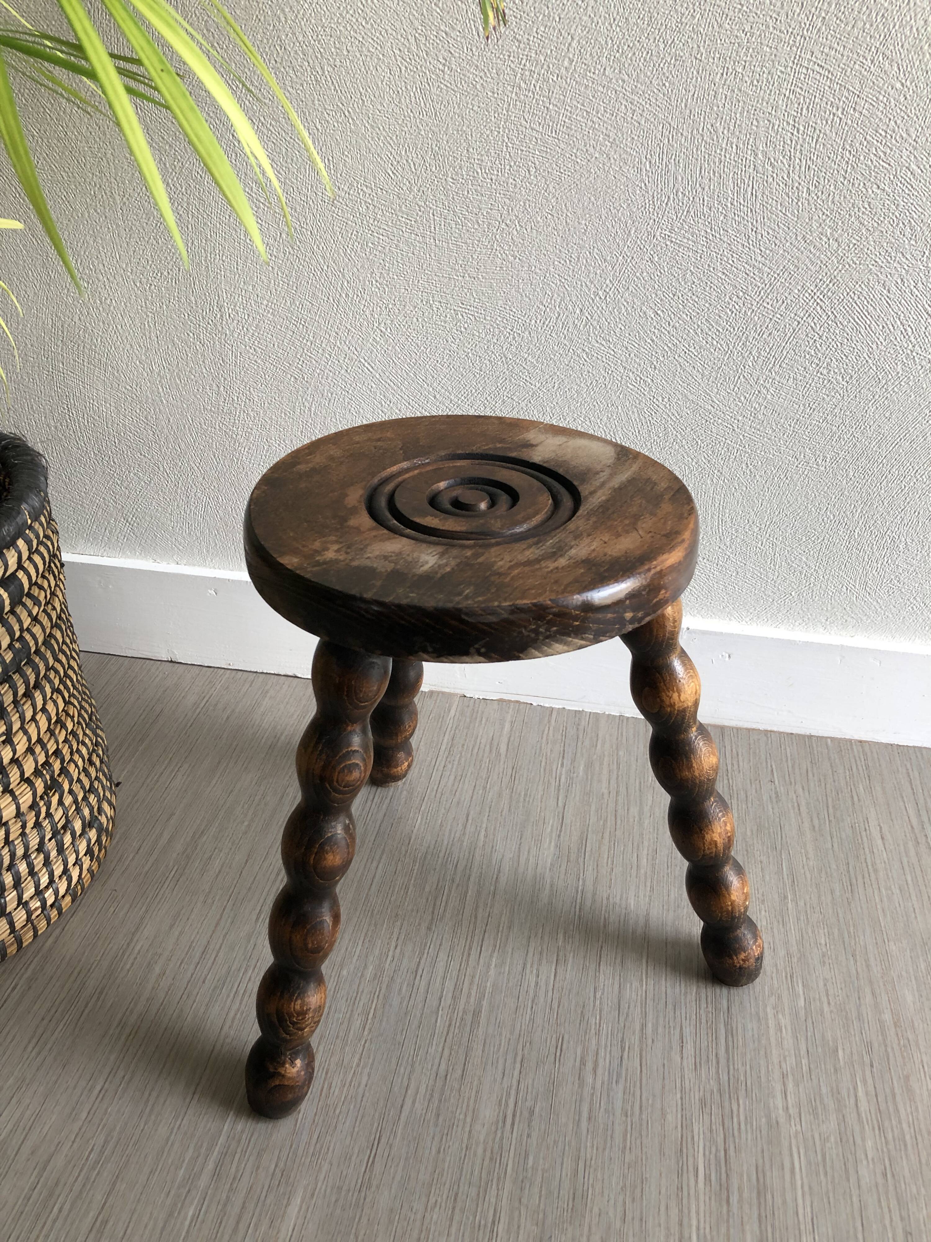 Wood tripod stool