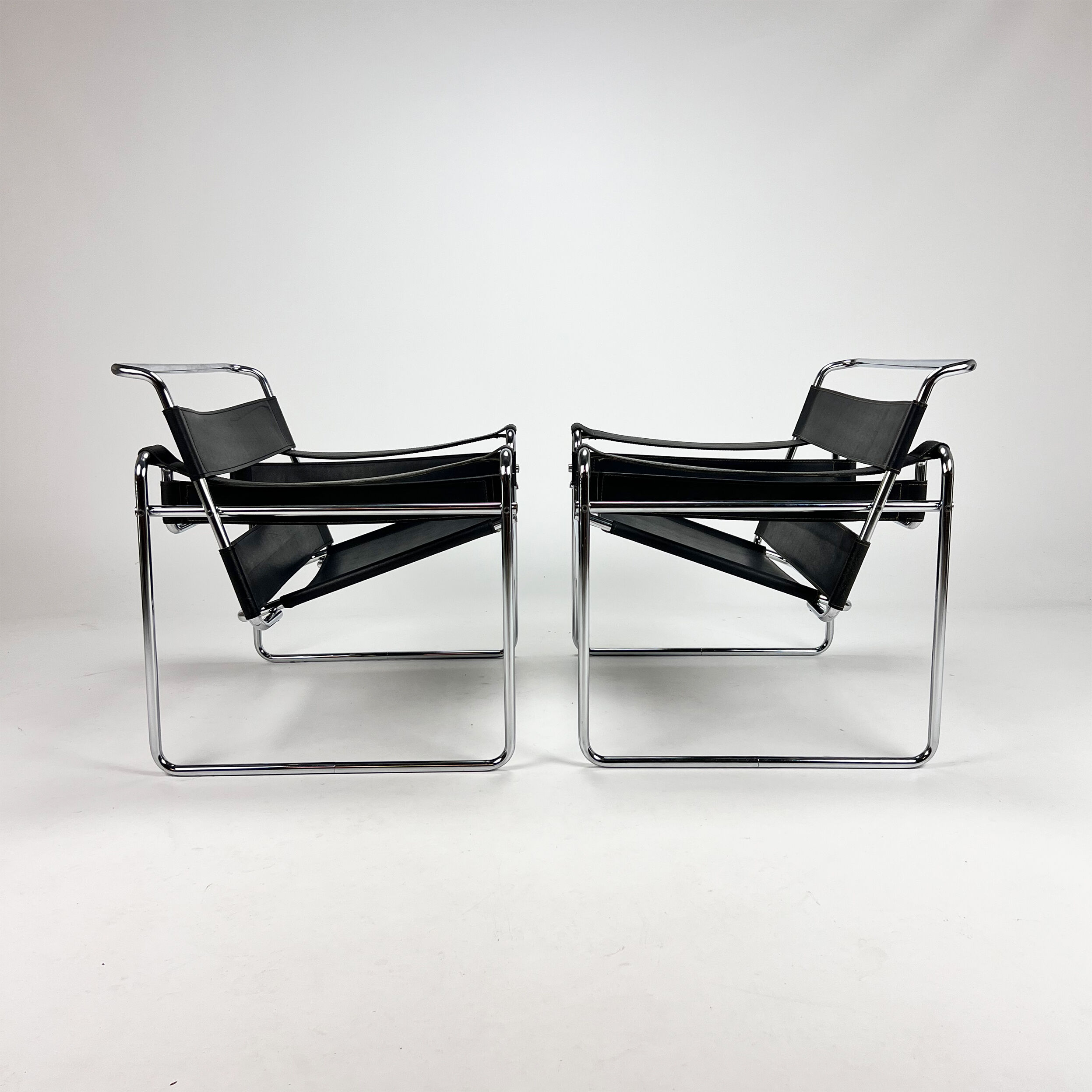 Set of 2 Wassily B3 Chairs by Marcel Breuer, 1980s