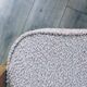 Fauteuil vintage en chêne, motif bouclé « poudre rose », création de Chierowsk
