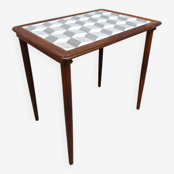 Table basse en carreaux de carrelage danois