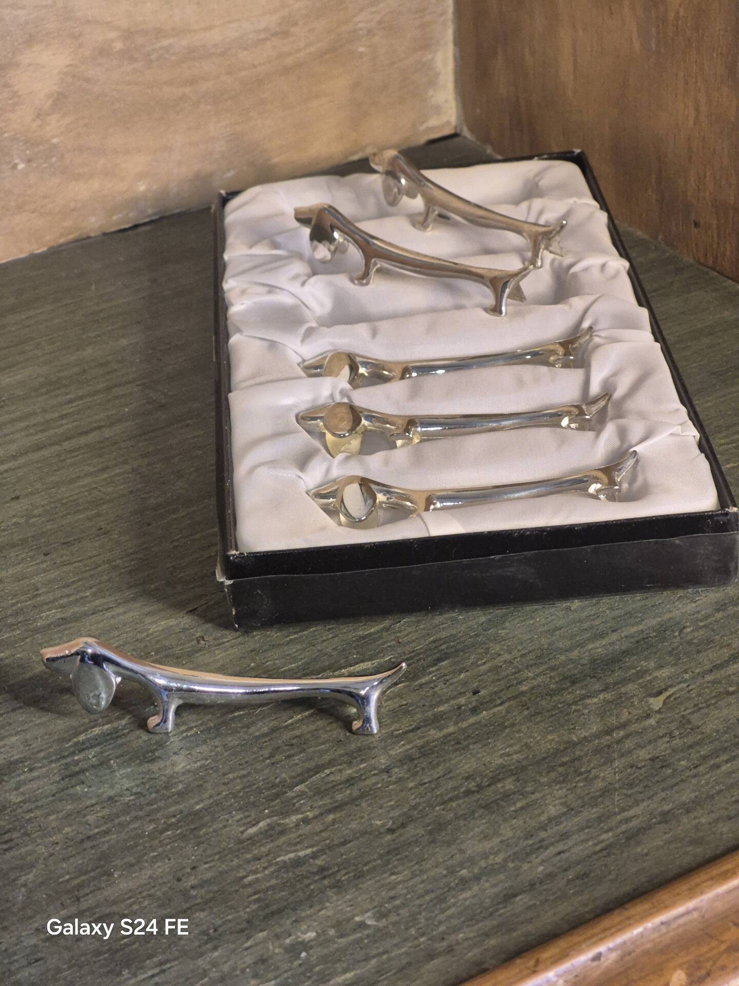 Dachshund knife holder