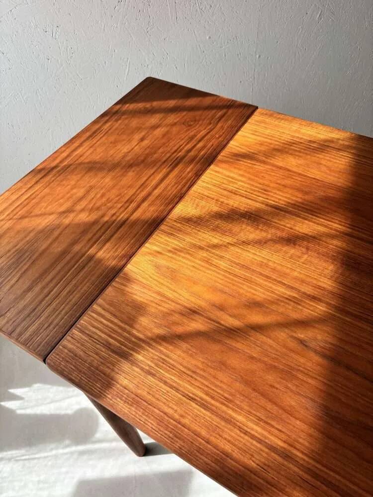 Scandinavian design dining table in solid teak from the 1960s.