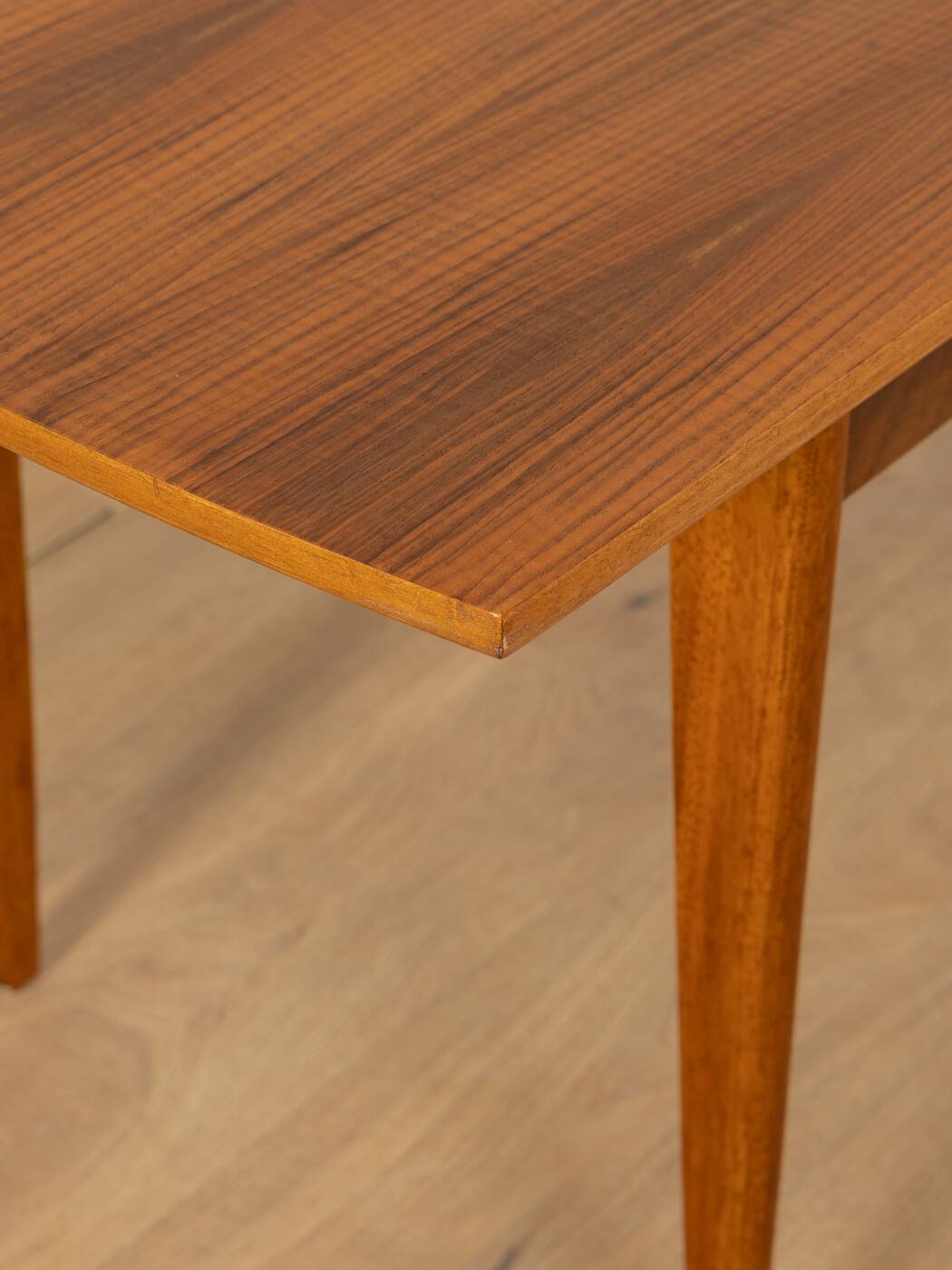 Table basse des années 1960, Wilhelm Renz