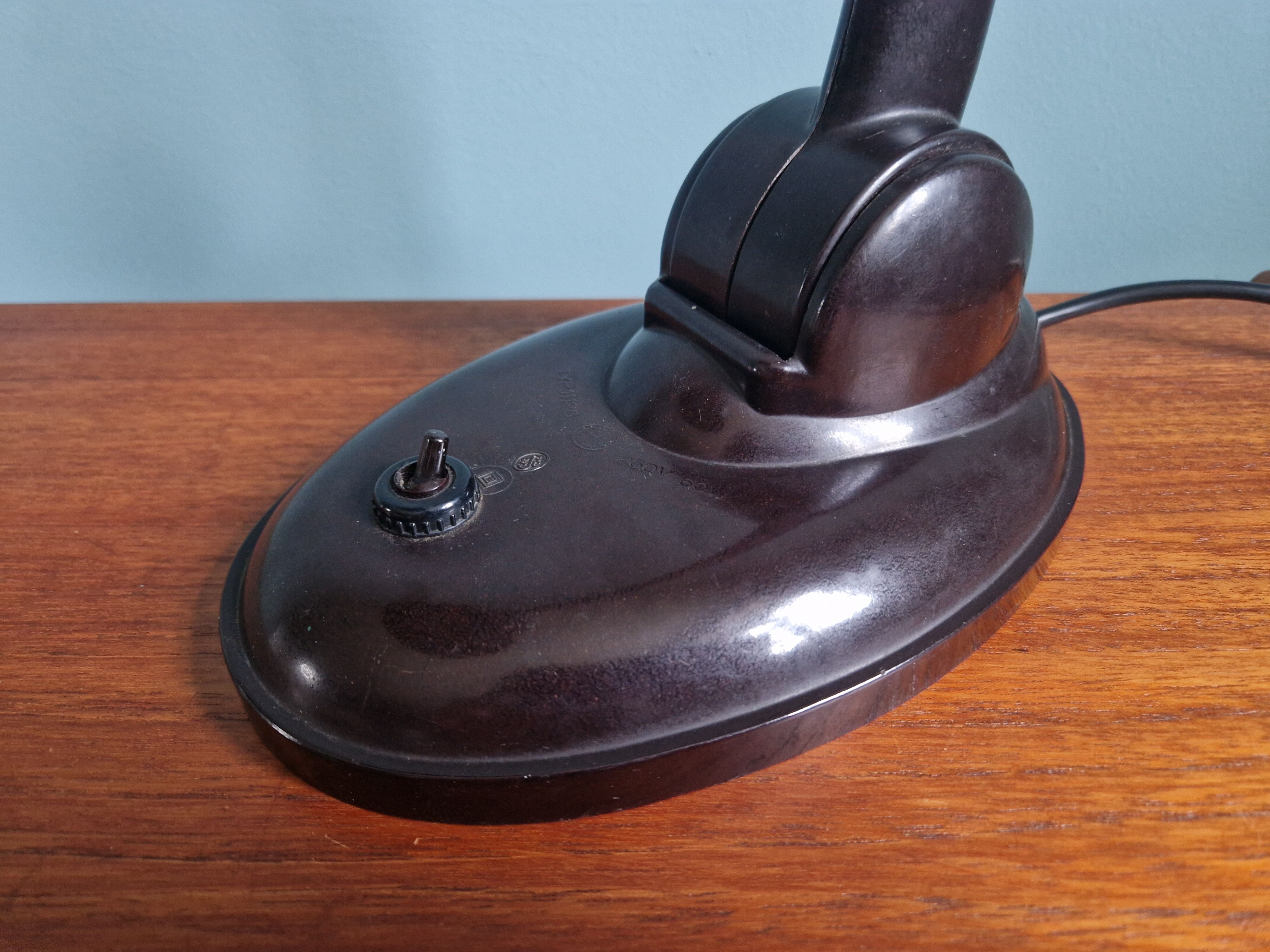 Brown Bakelite desk lamp, Eric Kirkman Cole, 1930s