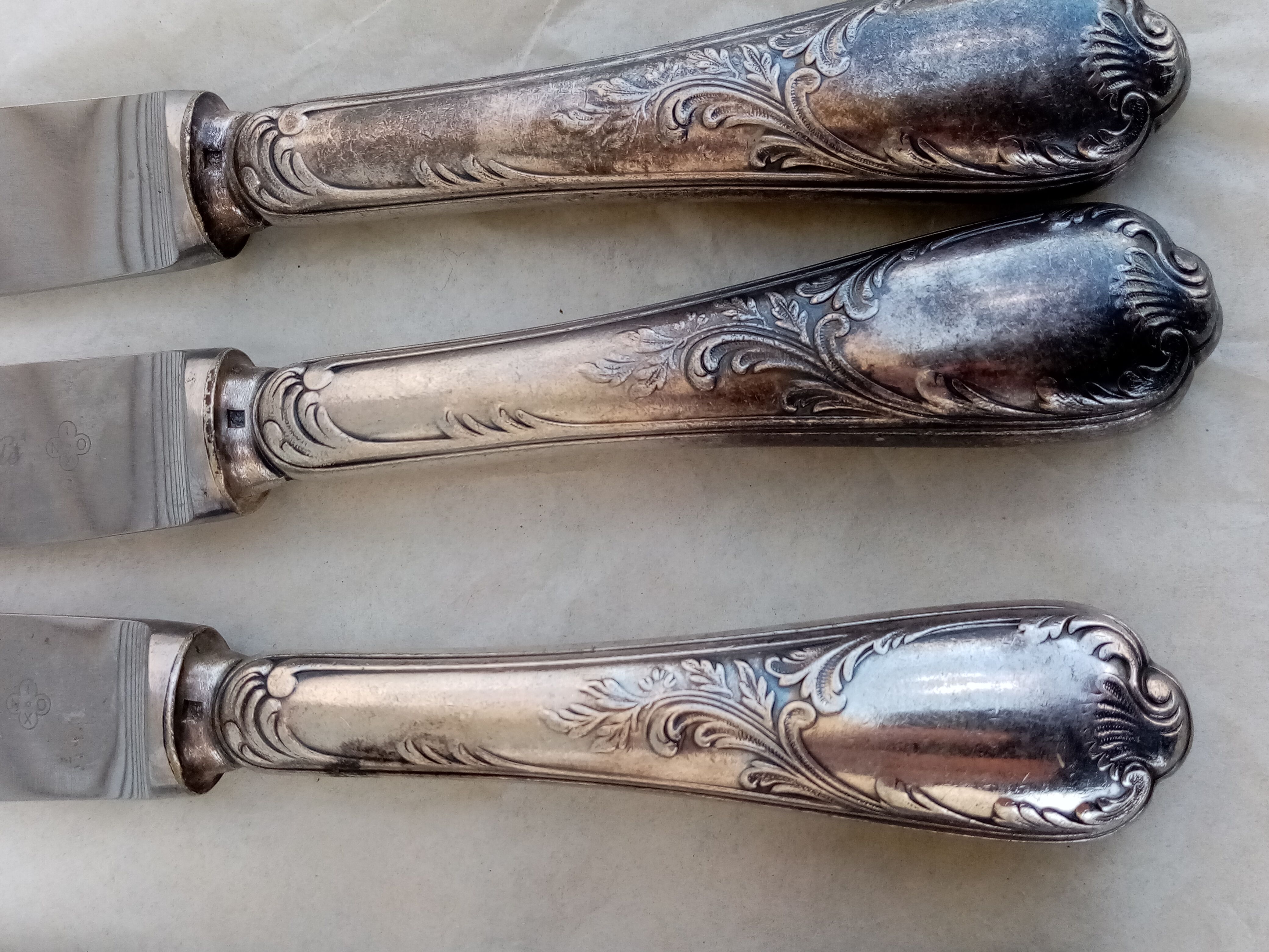 4 chritophle dessert knives