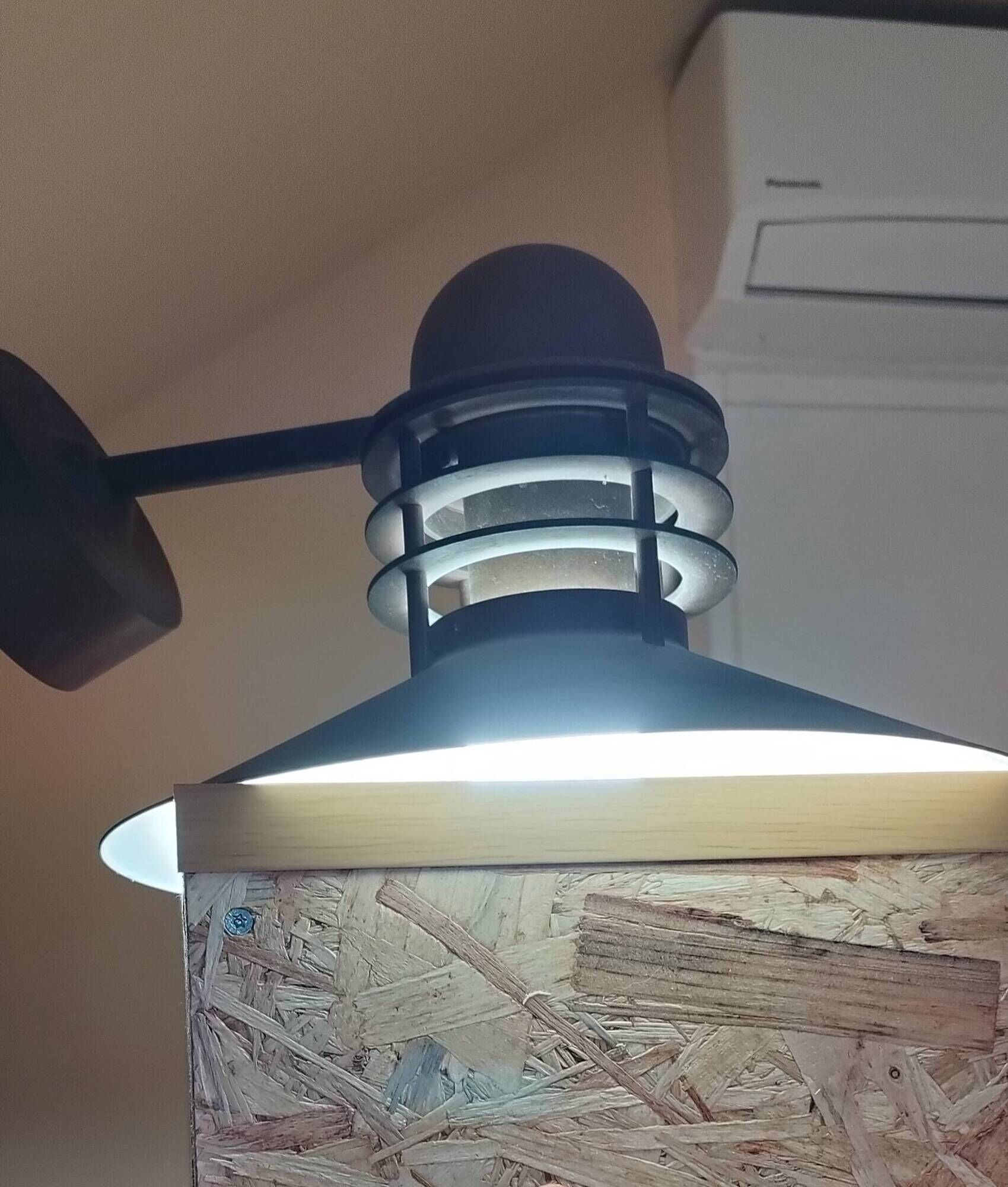 Wall lamp louis poulsen "nyhavn"
