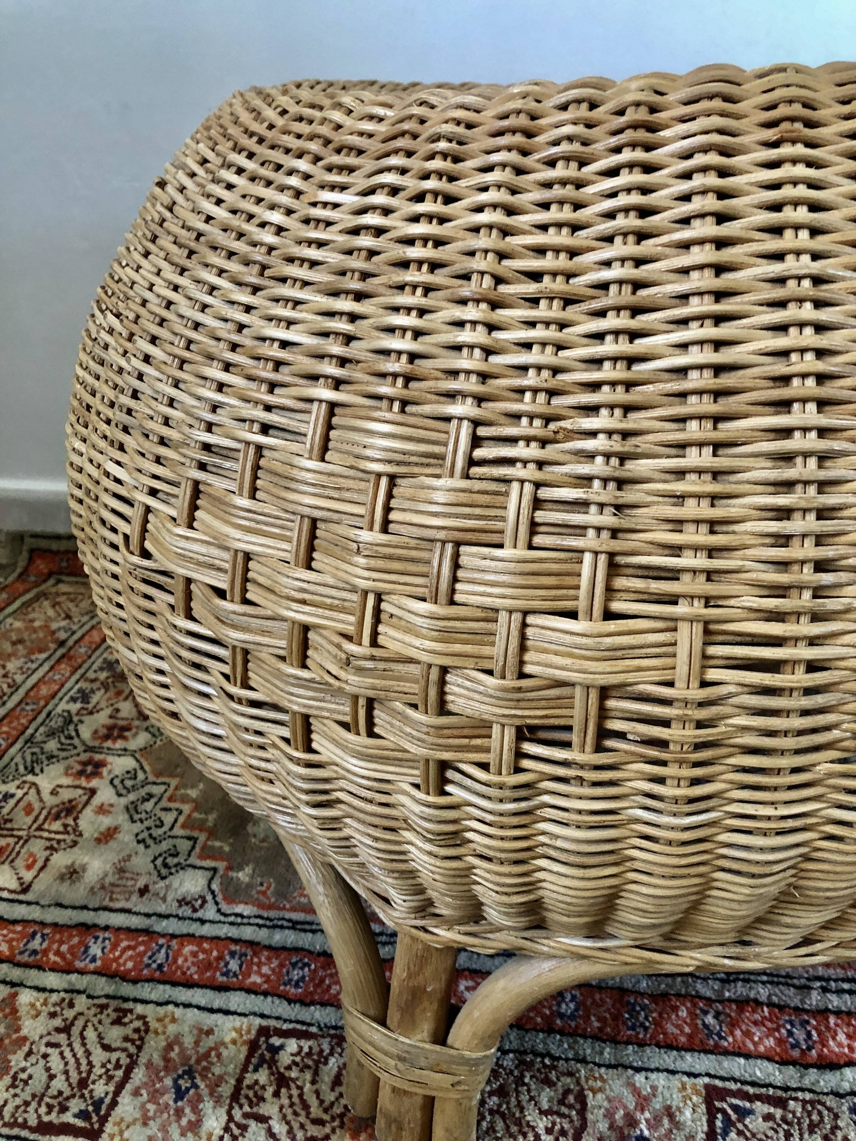 Pouf en rotin