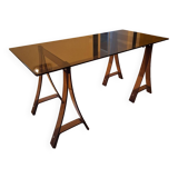 Europe altuglas desk by Gacita and Tiberi