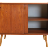 Danish vintage design cabinet with sliding doors 'Farum'