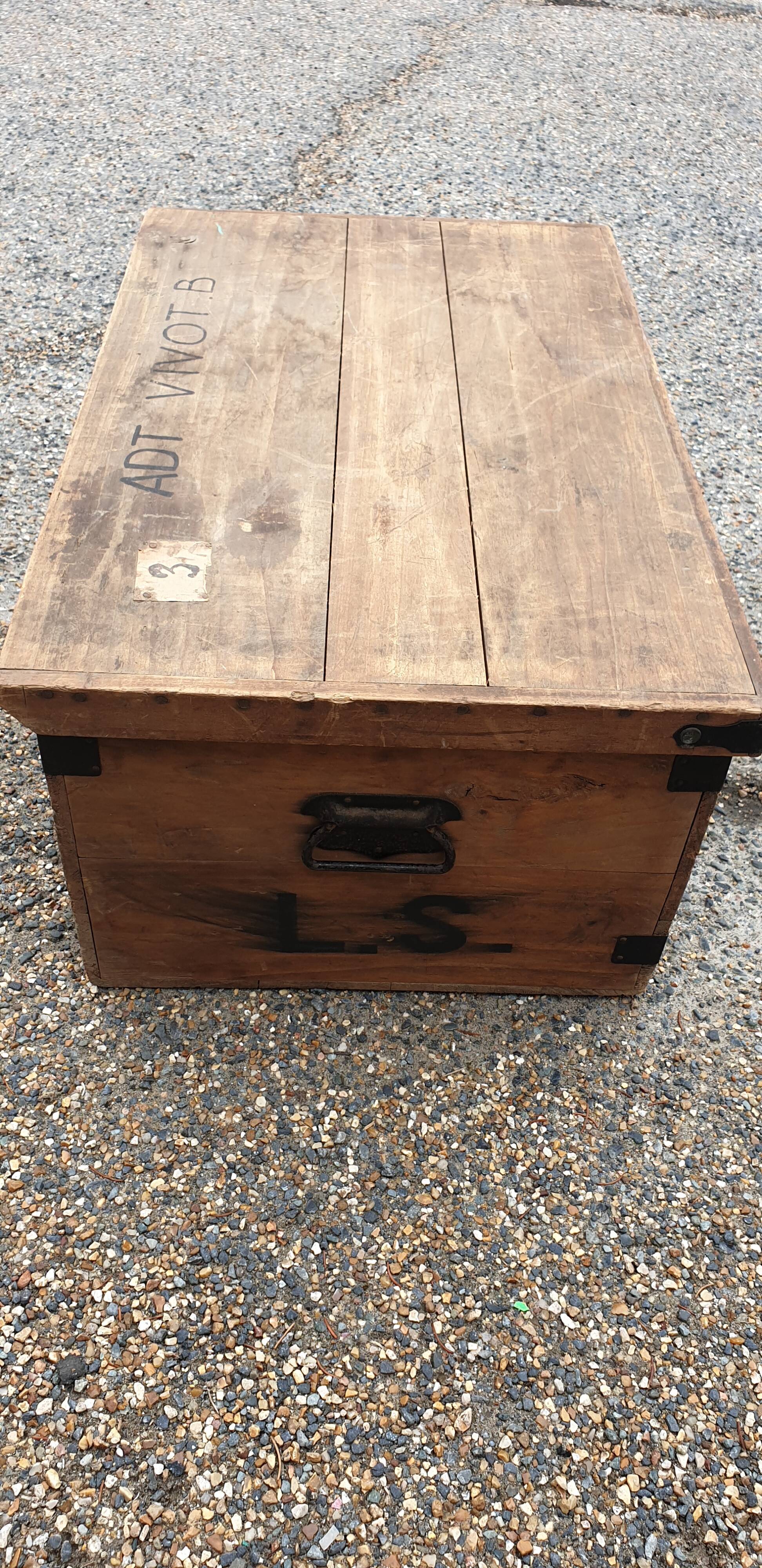 Wooden chest workshop