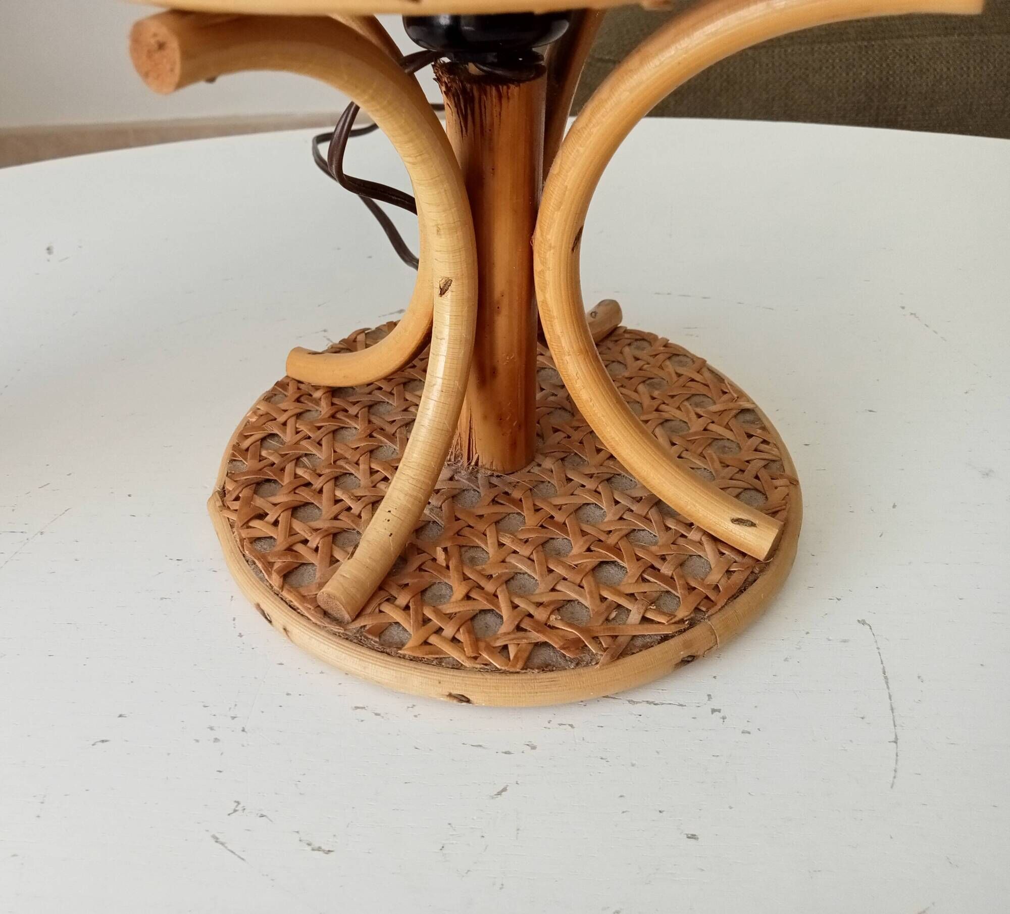 Vintage table lamp in organic style, French Riviera, rattan and caning.