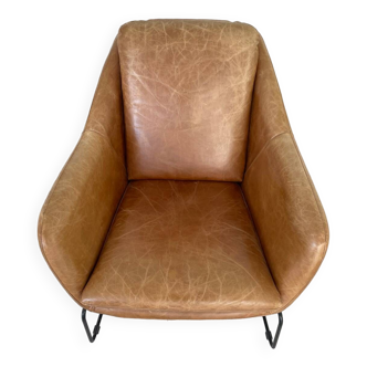 Majestic light brown leather armchair