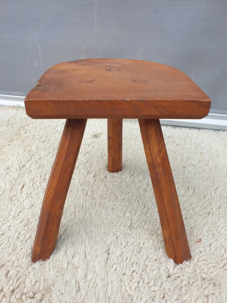 Solid wood tripod milking stool