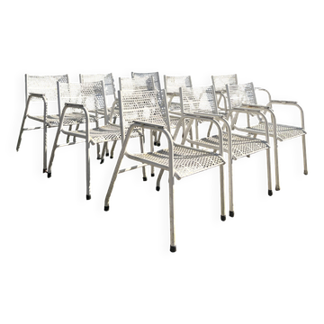 Série de 10 fauteuils de jardin en métal perforés