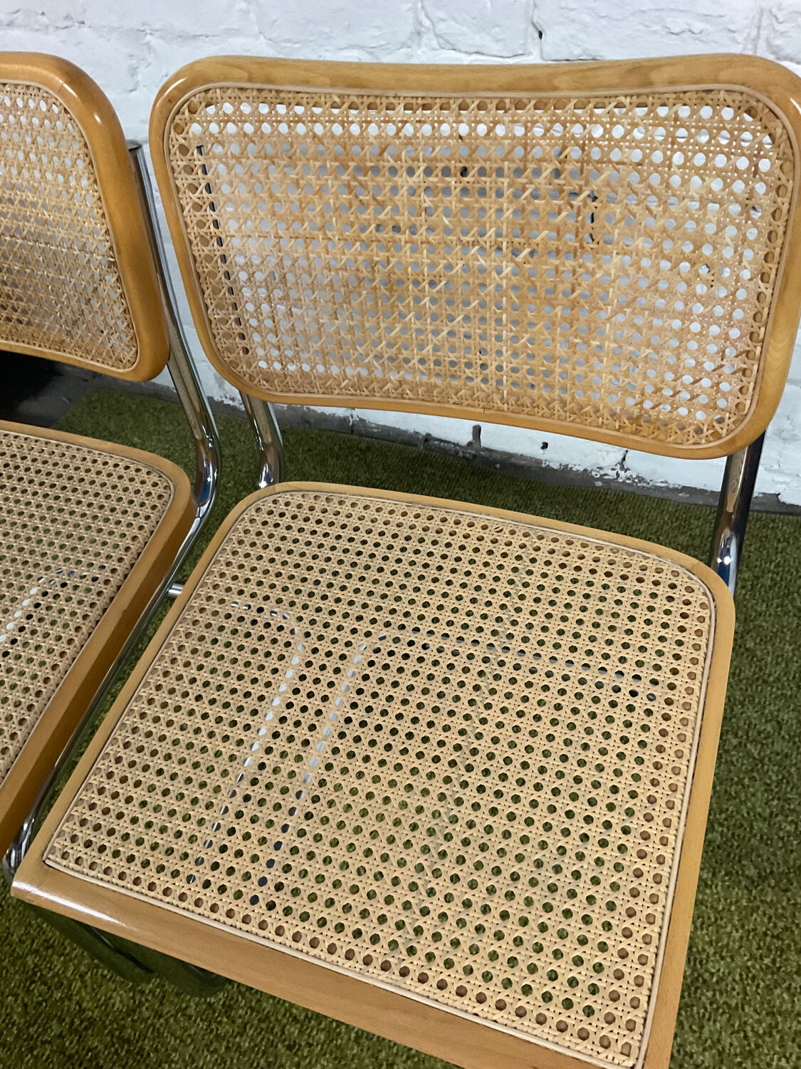 Pair of chairs Marcel Breuer Cesca B32