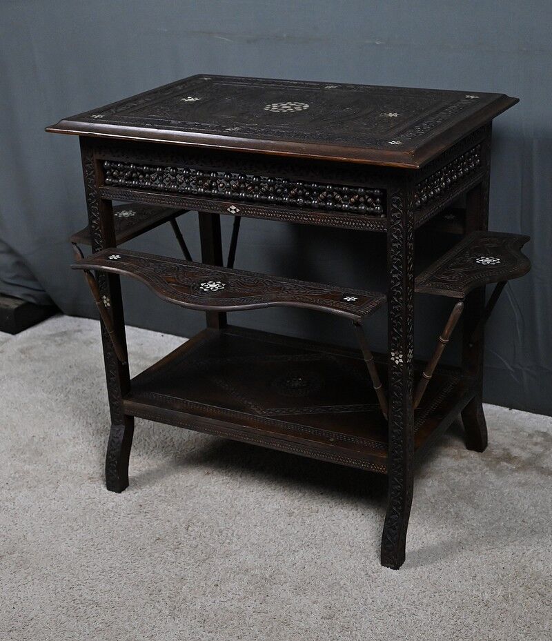 Syrian walnut table – late 19th century