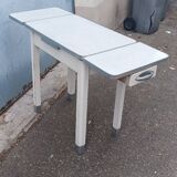 Table de cuisine vintage