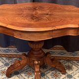 Violin table