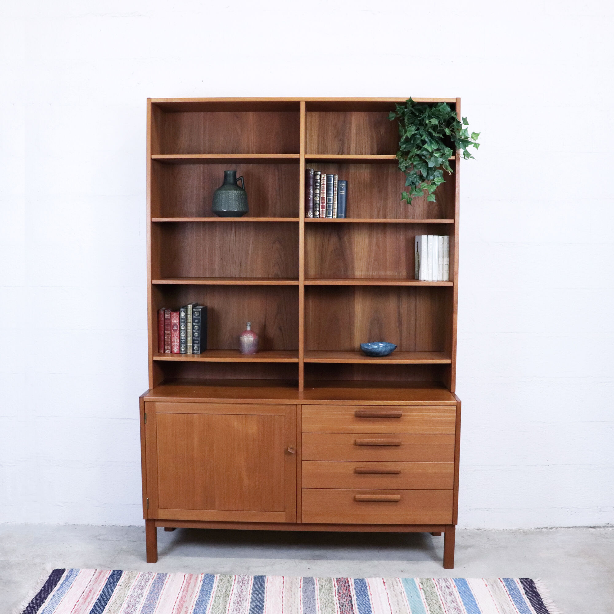 Bookcase in teak, 1960